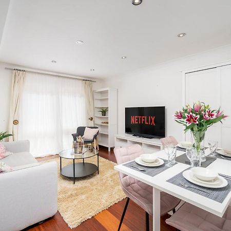 Crossharbour Canary Wharf 2 Bed Duplex Apartment London Bagian luar foto