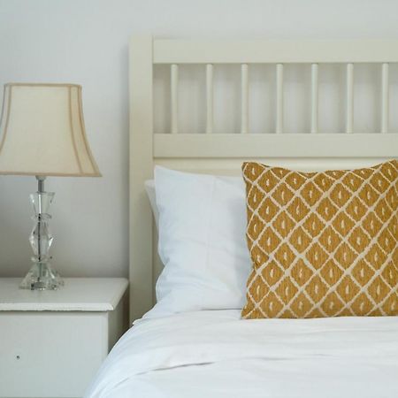 Crossharbour Canary Wharf 2 Bed Duplex Apartment London Bagian luar foto