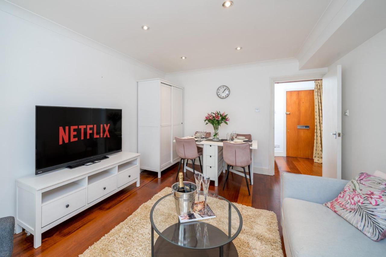 Crossharbour Canary Wharf 2 Bed Duplex Apartment London Bagian luar foto