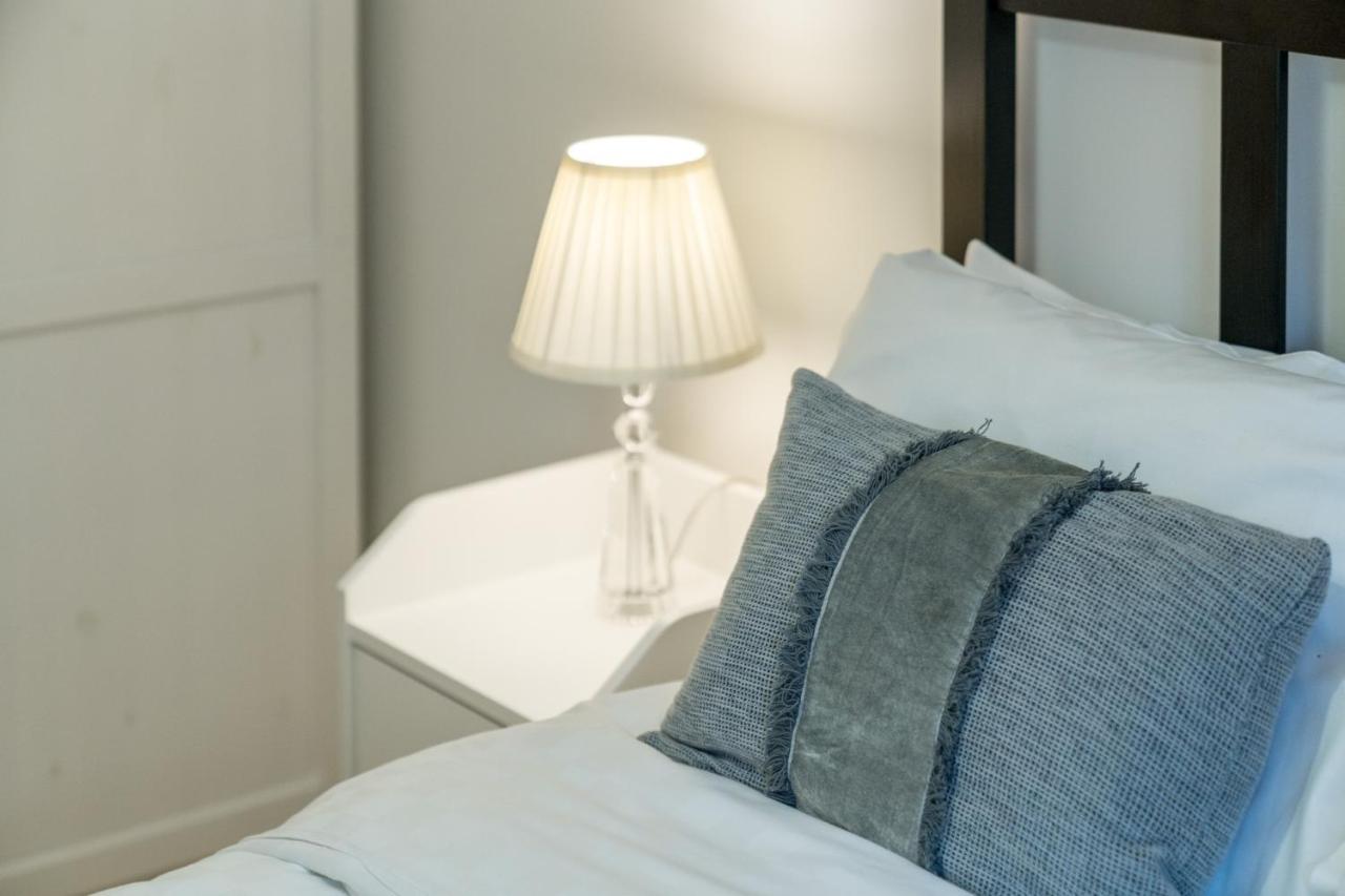 Crossharbour Canary Wharf 2 Bed Duplex Apartment London Bagian luar foto