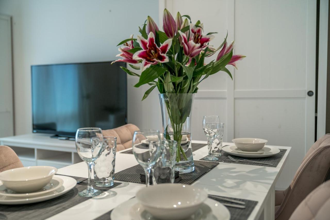 Crossharbour Canary Wharf 2 Bed Duplex Apartment London Bagian luar foto