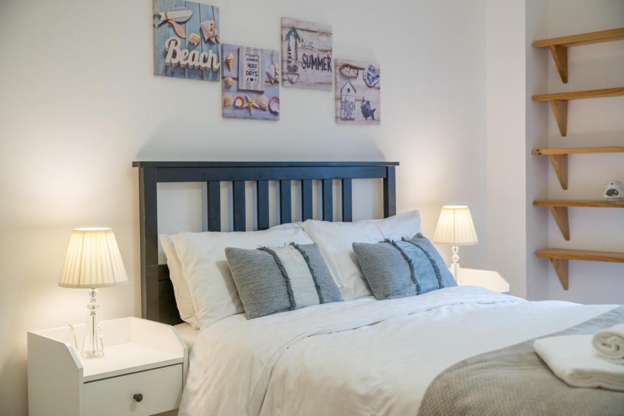 Crossharbour Canary Wharf 2 Bed Duplex Apartment London Bagian luar foto