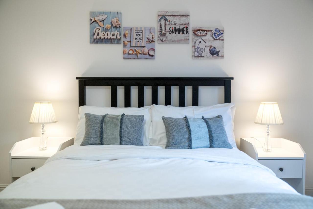 Crossharbour Canary Wharf 2 Bed Duplex Apartment London Bagian luar foto