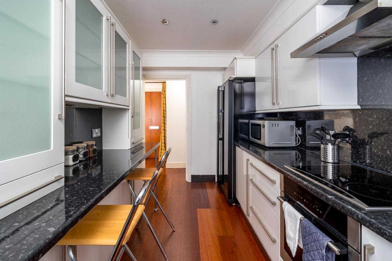 Crossharbour Canary Wharf 2 Bed Duplex Apartment London Bagian luar foto