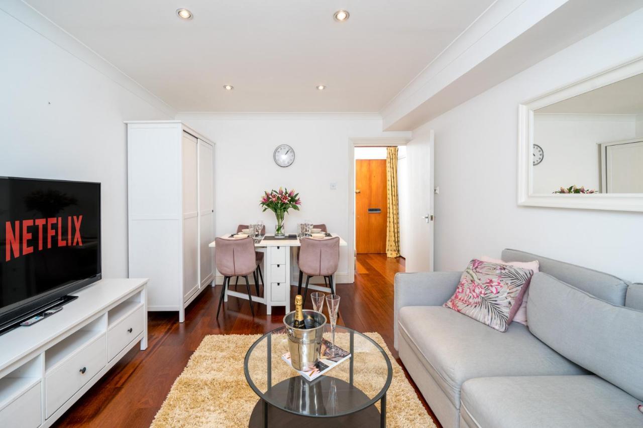 Crossharbour Canary Wharf 2 Bed Duplex Apartment London Bagian luar foto